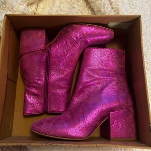 Metallic Pink Booties